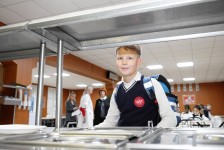 Большинство родителей довольны организацией горячего питания для учеников младших классов