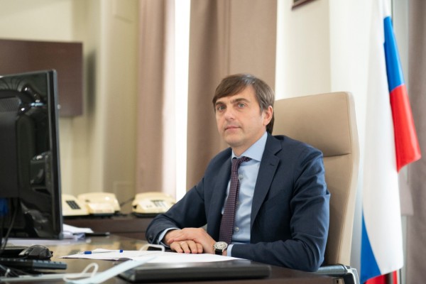 Сергей Кравцов: «Главный принцип создания цифровой образовательной среды в том, что процесс обучения находится на первом месте, а технологии – на втором» Сергей Кравцов: «Главный принцип создания цифровой образовательной среды в том, что процесс обучения находится на первом месте, а технологии – на втором»